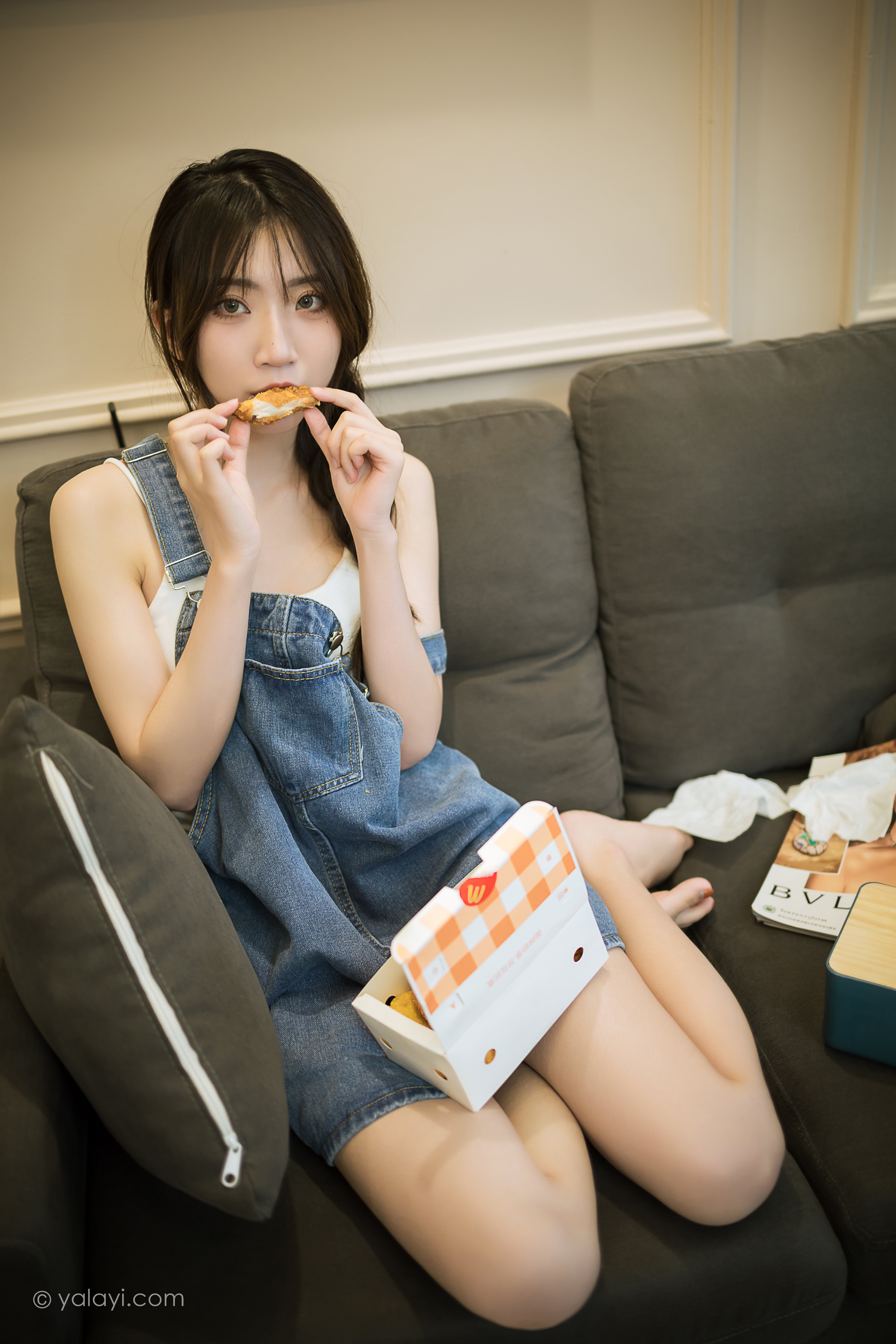 [YALAYI雅拉伊]2021.06.21 NO.809 宅家日记 小乔[41+1P／425MB]-第9张