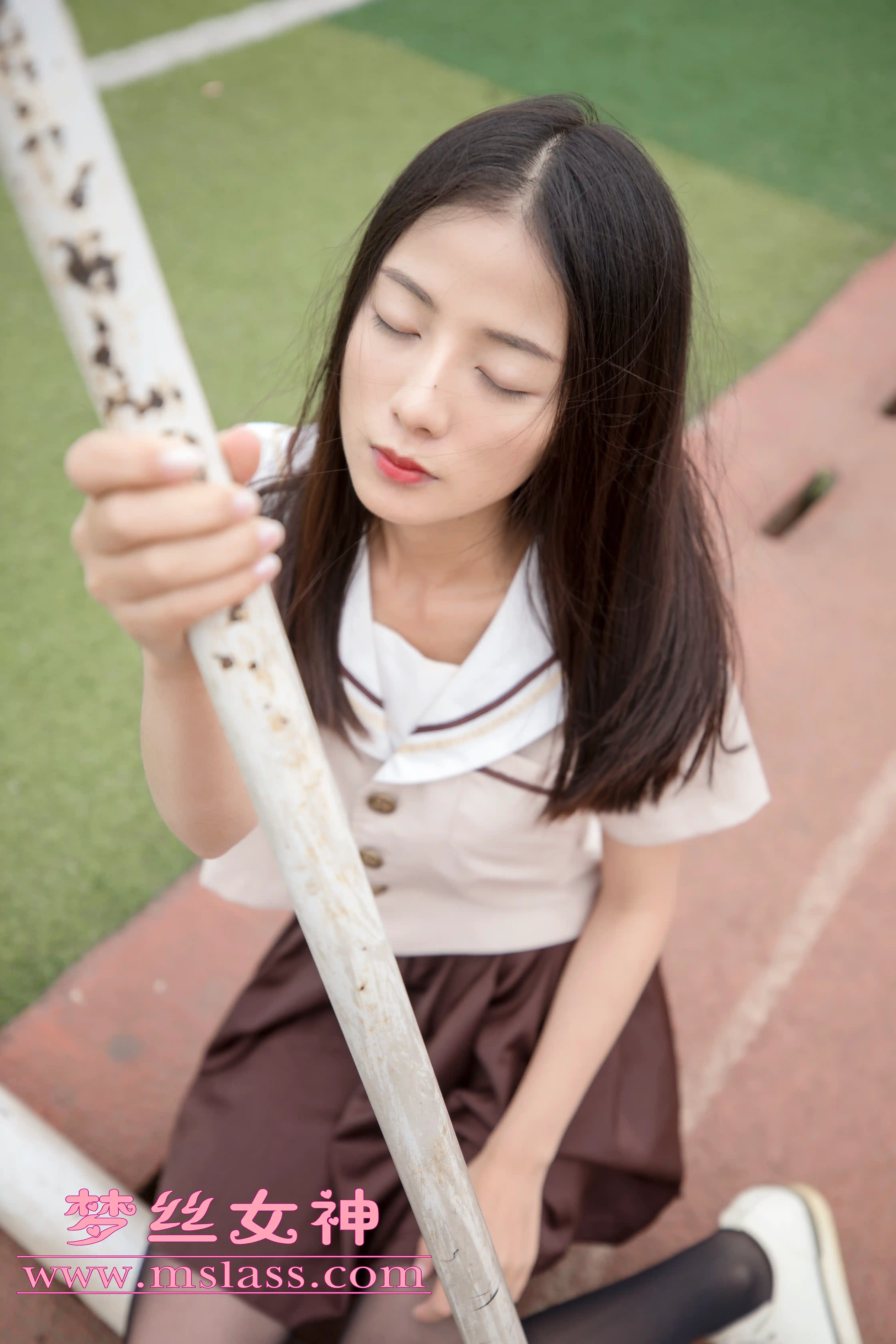 [MSLASS梦丝女神] 2019-05-02 NO.014 雪馨 学院的JK黑丝袜 [79+1P451MB]-第5张