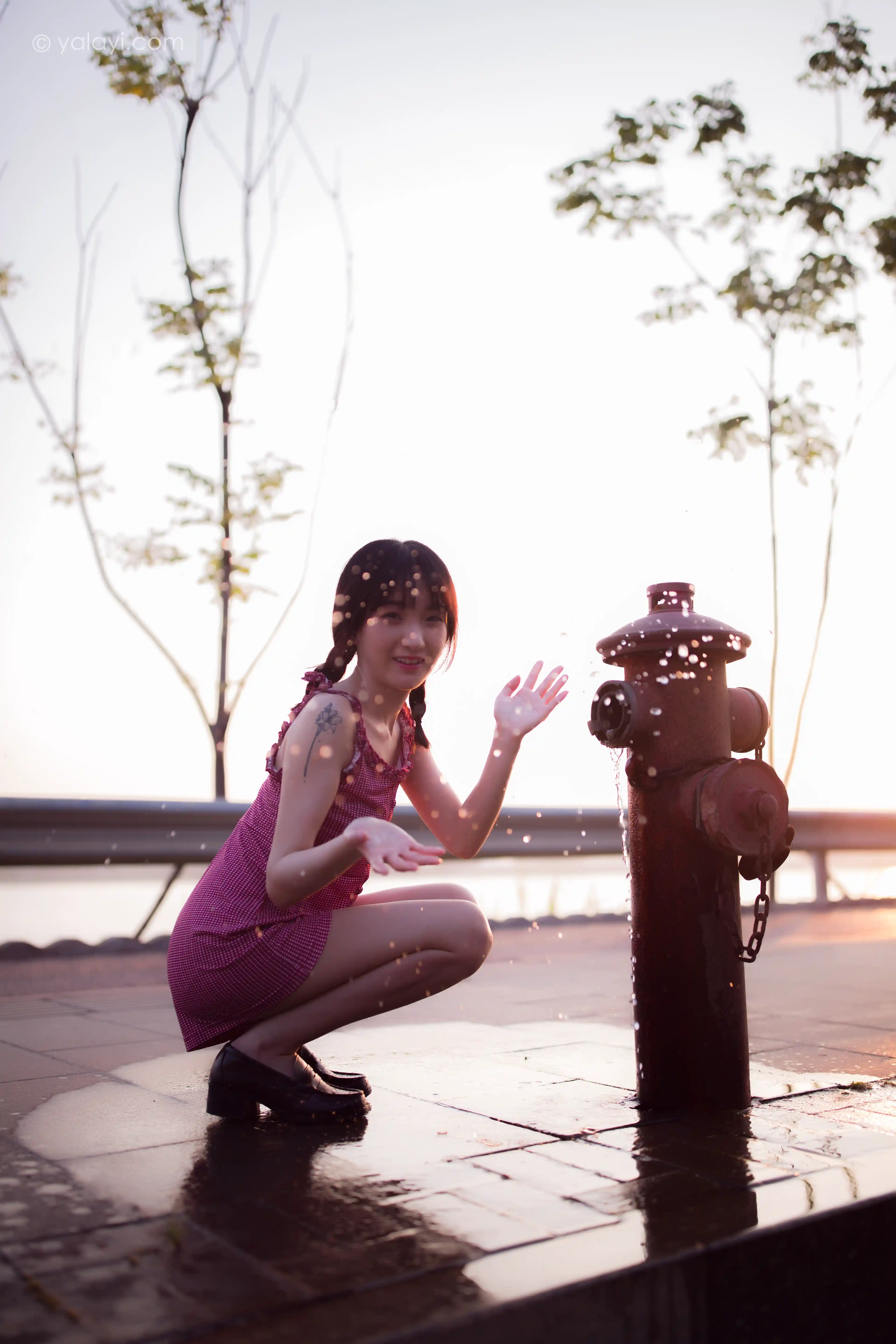 [YALAYI雅拉伊] 2020.09.14 NO.702 落落《暮色》[53+1P／316MB]-第4张