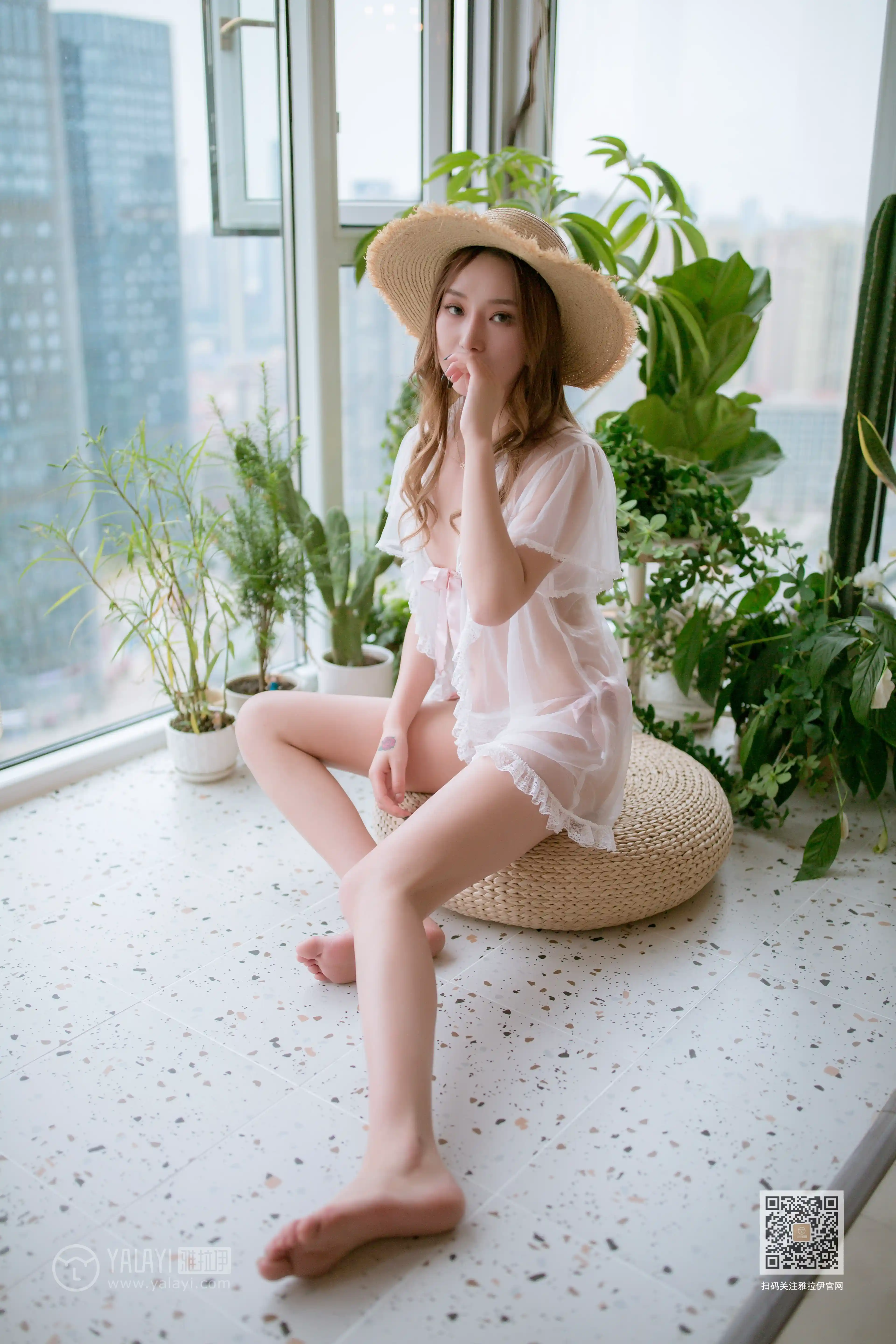 [YALAYI雅拉伊] 2020.06.02 Y652 上官莹莹《从花园到闺房》[62+1P]-第2张