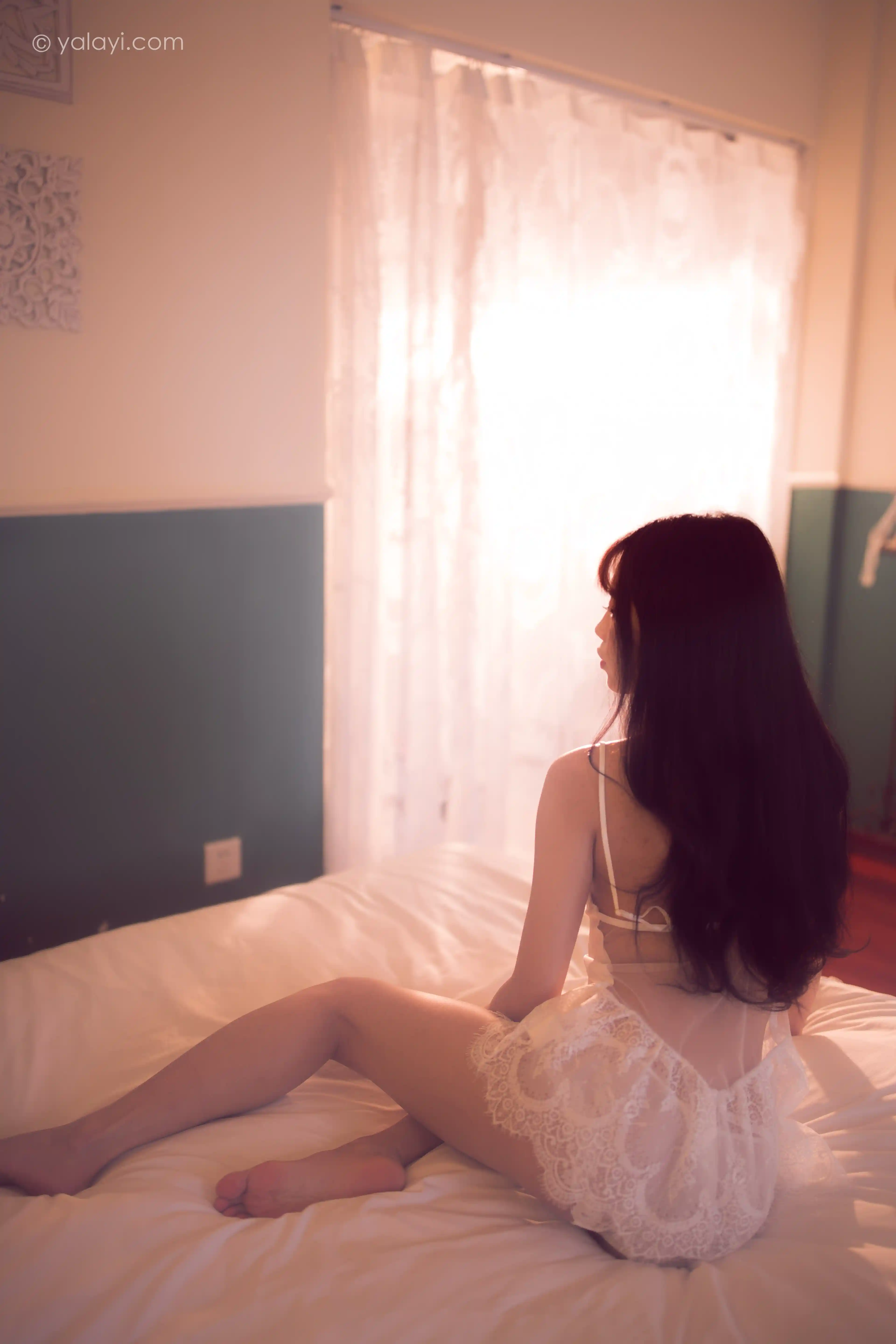 [YALAYI雅拉伊] 2021.03.03 NO.769 拥抱着你送的花 京京[47+1P／233MB]-第7张