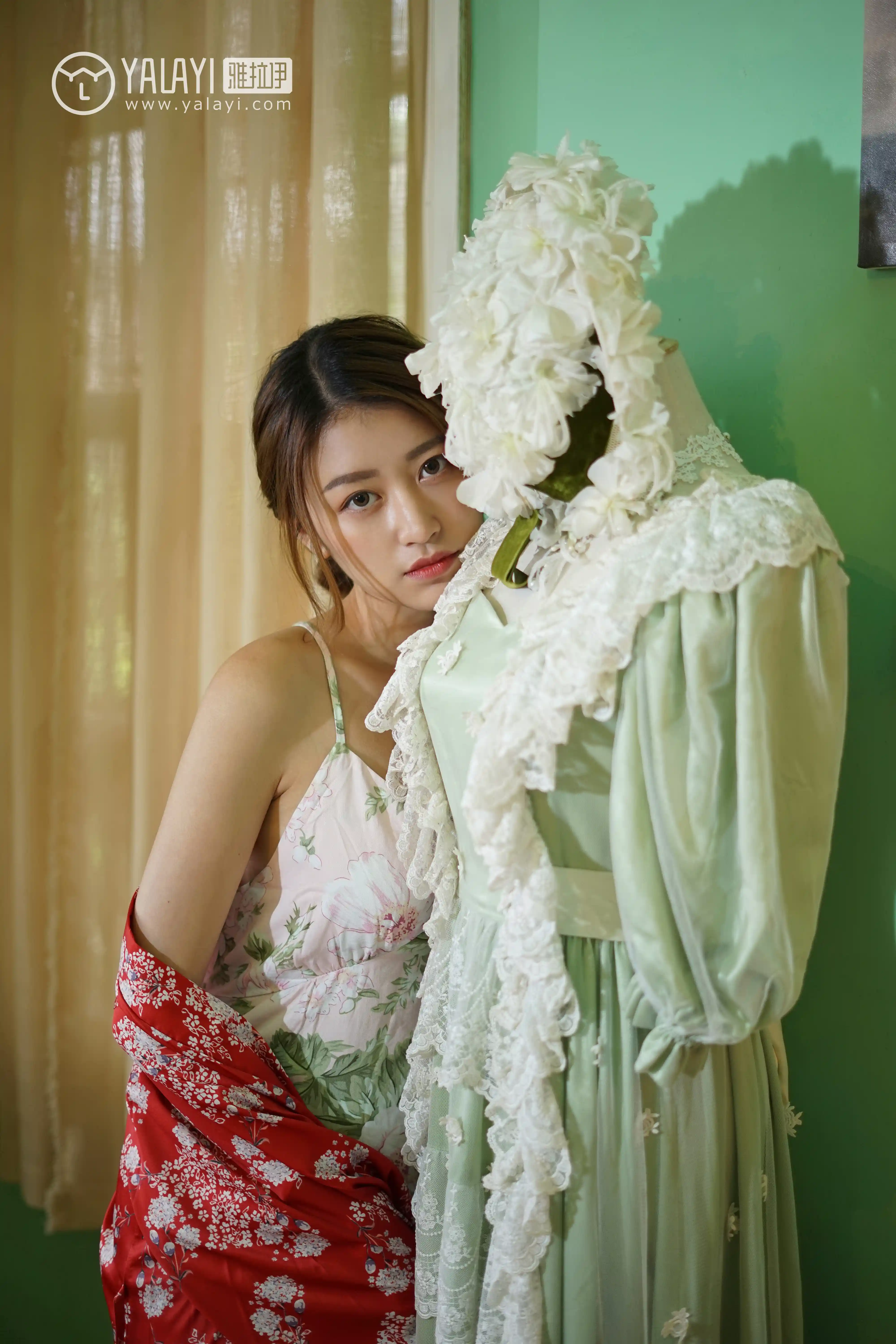 [YALAYI雅拉伊] No.035 下雨天你在思念谁 饰媛 [39P382M]-第5张
