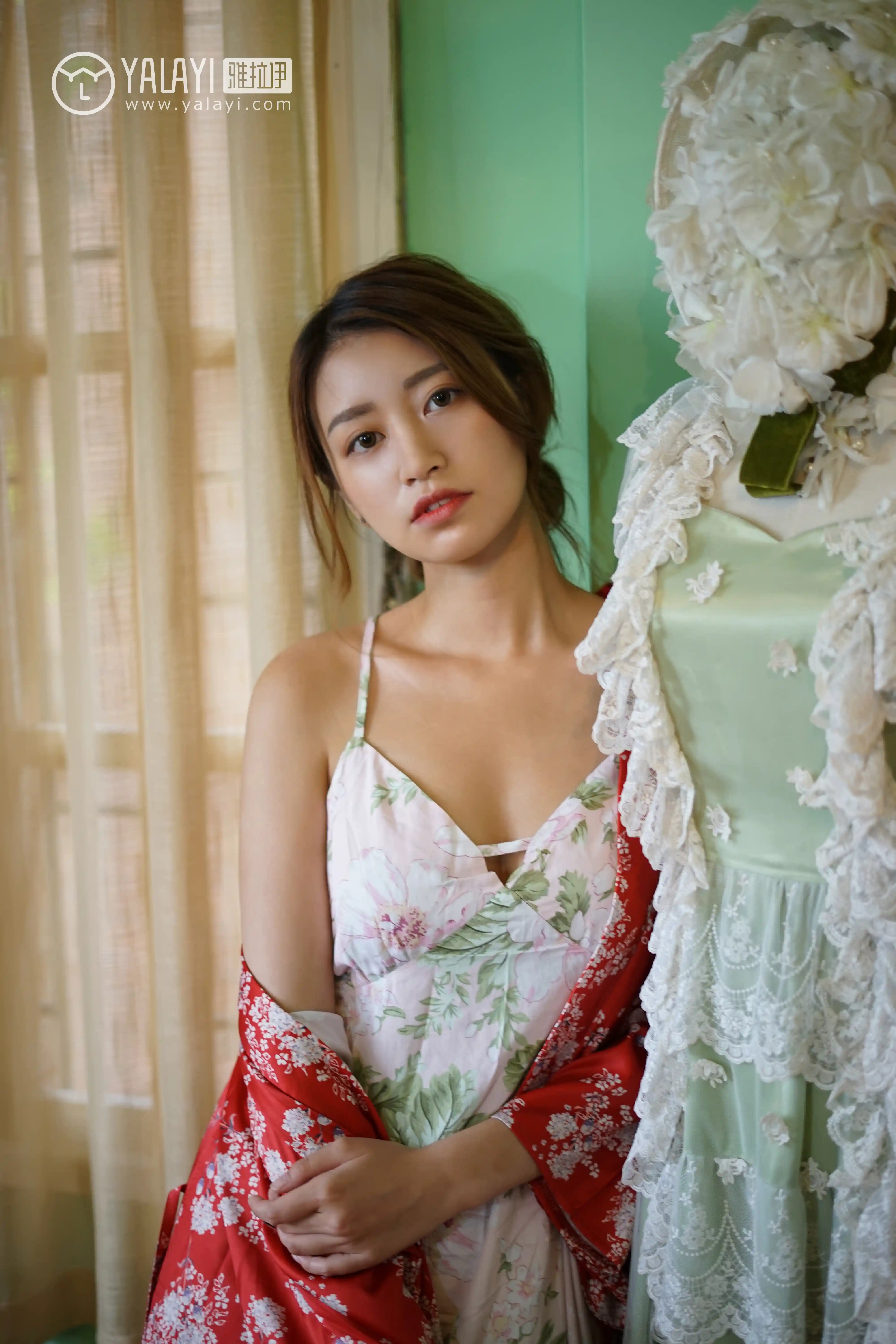 [YALAYI雅拉伊] No.035 下雨天你在思念谁 饰媛 [39P382M]-第7张