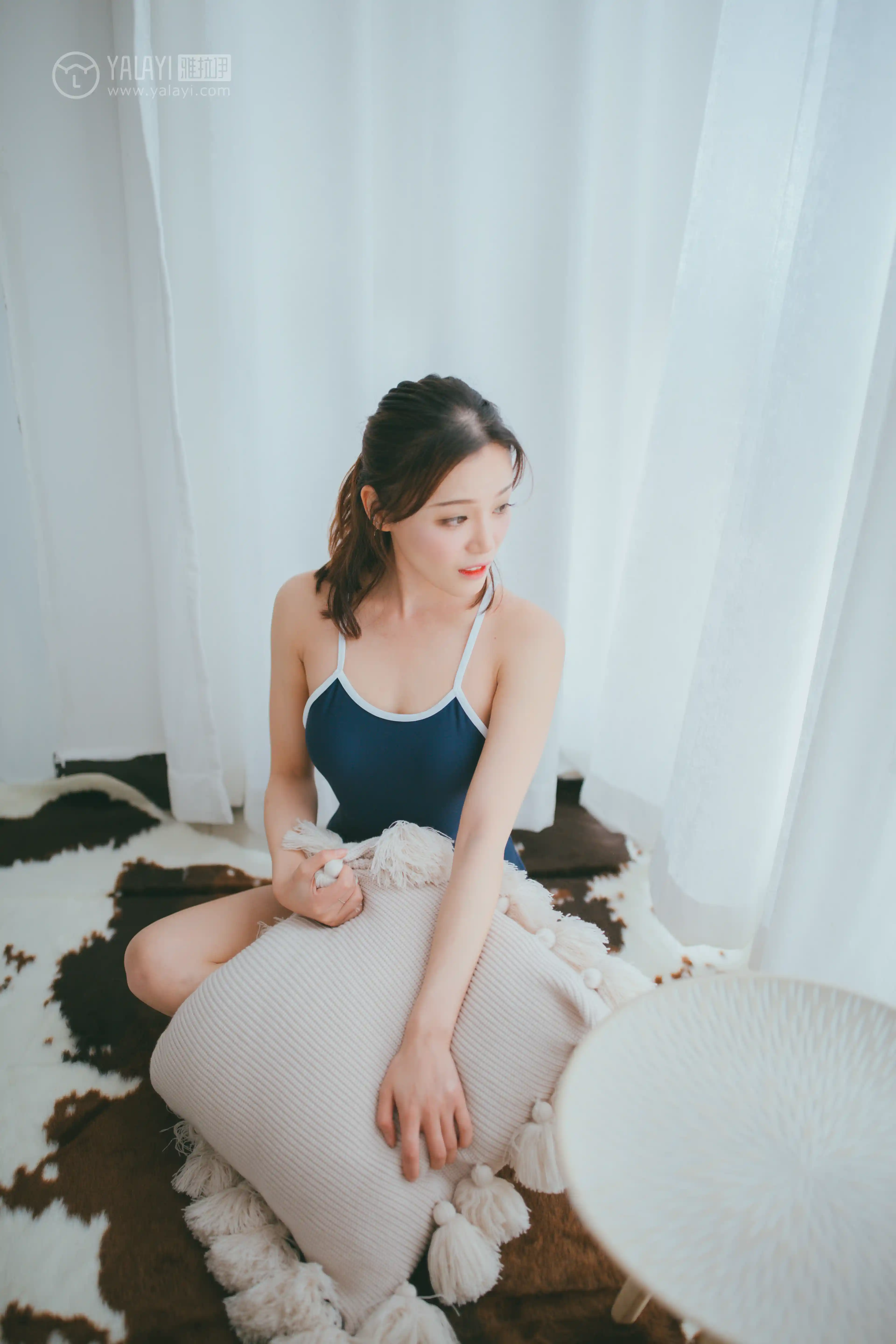 [YALAYI雅拉伊] No.119 糖味 牵着猫的妹子 [42P286M]-第4张