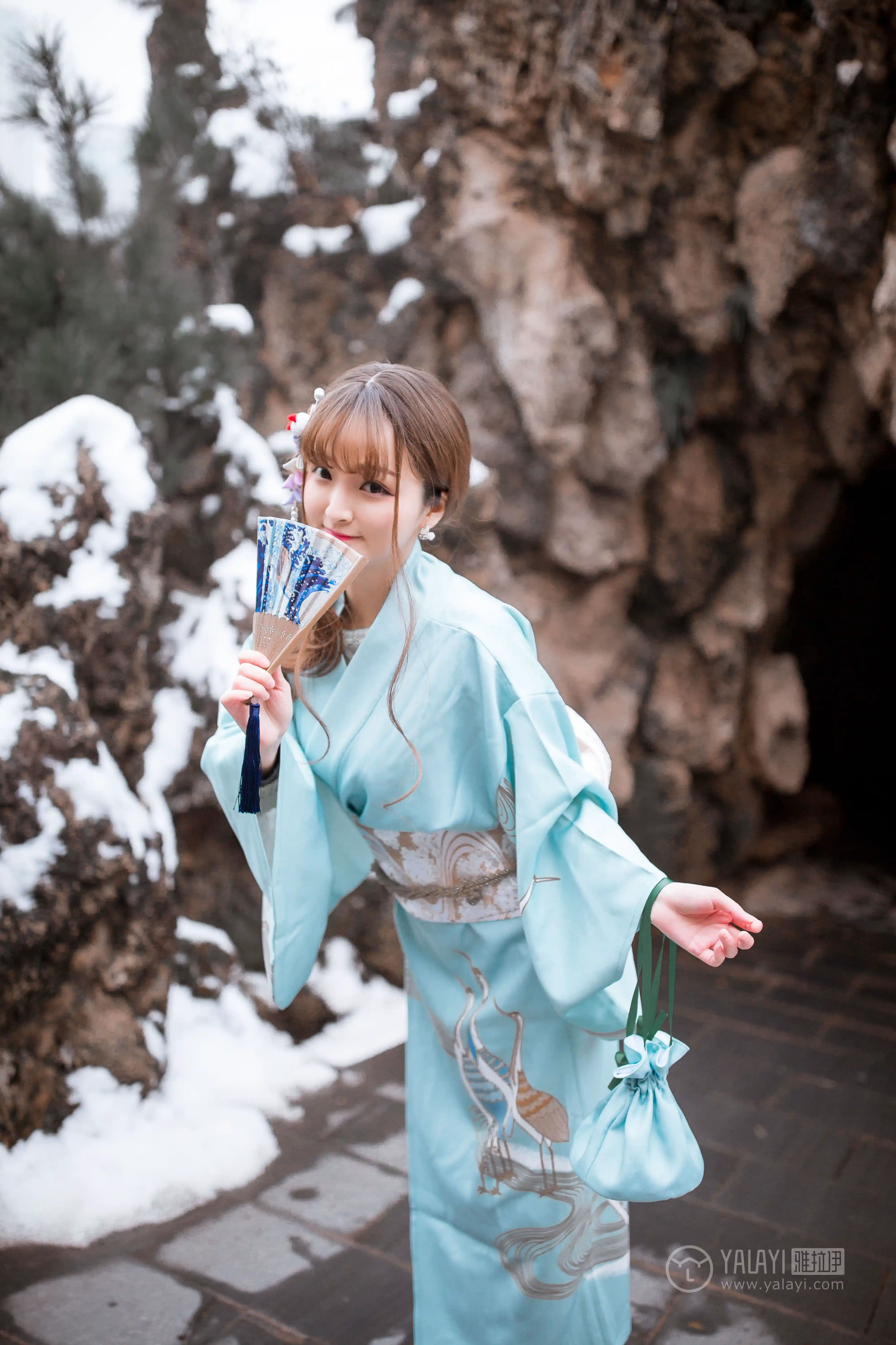 [YALAYI雅拉伊] No.192 赏雪 团团 [48P337M]-第3张