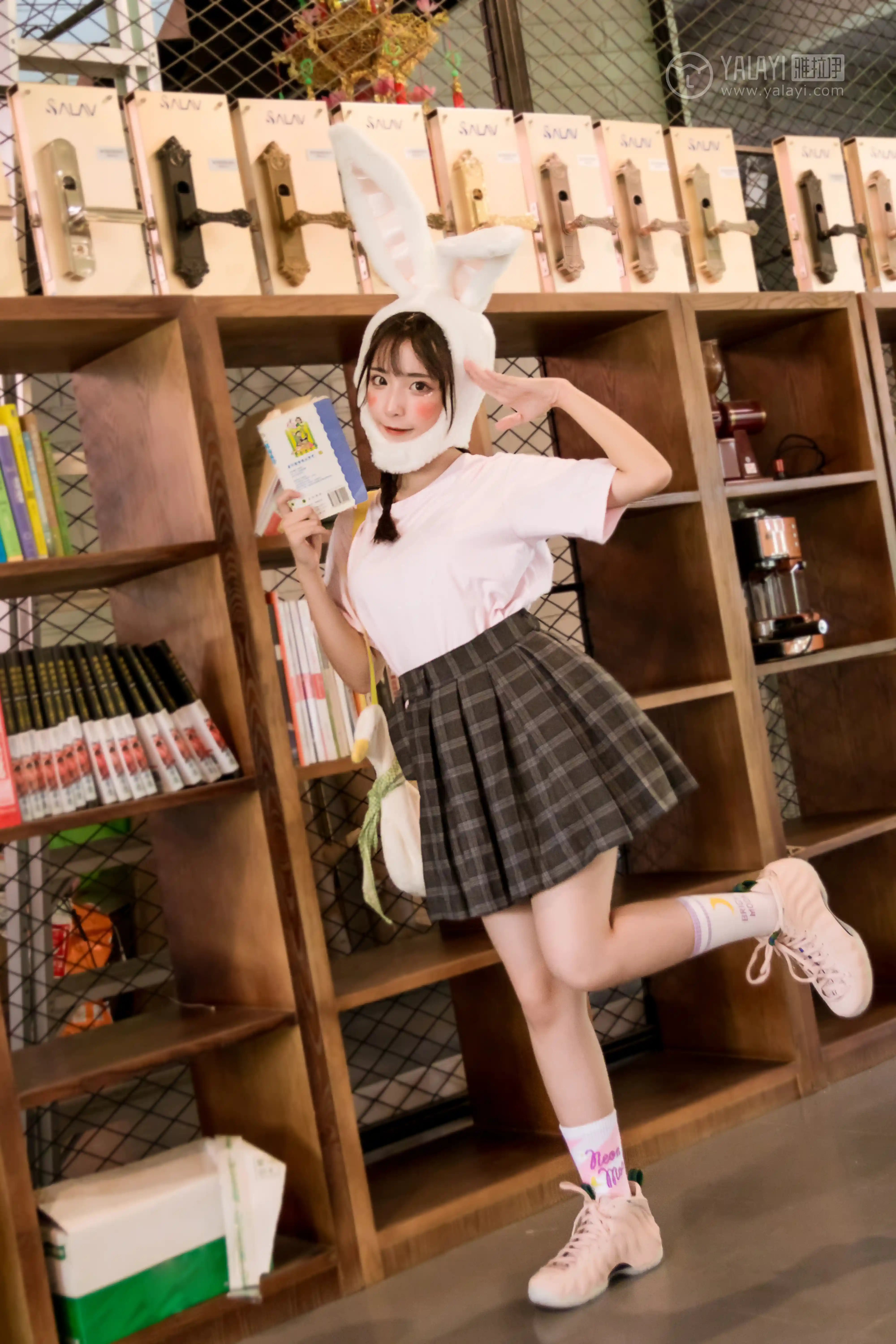 [YALAYI雅拉伊] No.251 小兔子乖乖 阿橙 [42P404M]-第4张