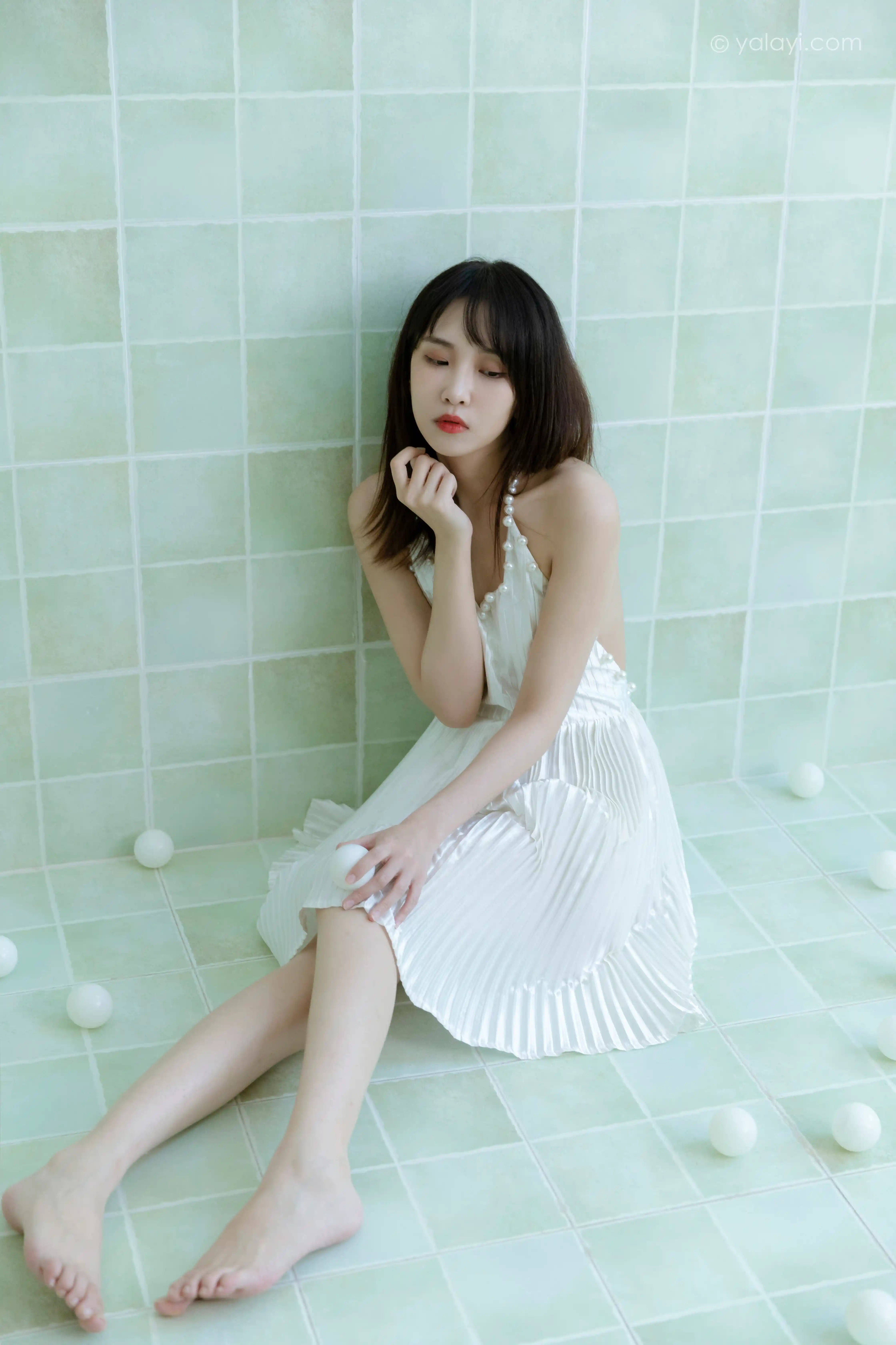 [YALAYI雅拉伊]2021.07.15 NO.818 窗内窗外 妍妍[33+1P／353MB]-第6张